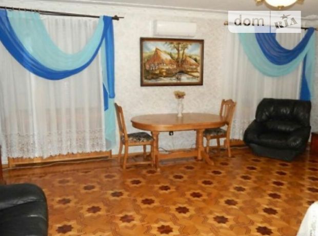 Зняти подобово кімнату в Одесі на 1-а Люстдорфська лінія за 500 грн. 