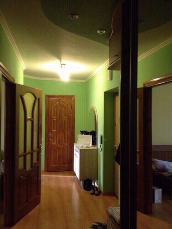 Rent a room in Lviv on the St. Varshavska per 1500 uah. 