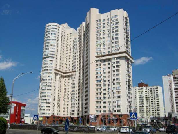 Rent a room in Kyiv near Metro Pozniaki per 6000 uah. 