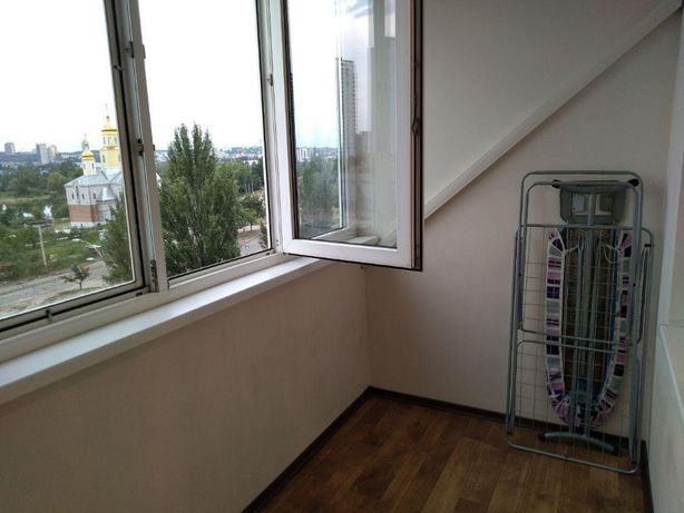 Rent an apartment in Kyiv on the St. Malynovskoho Marshala 13 per 14500 uah. 
