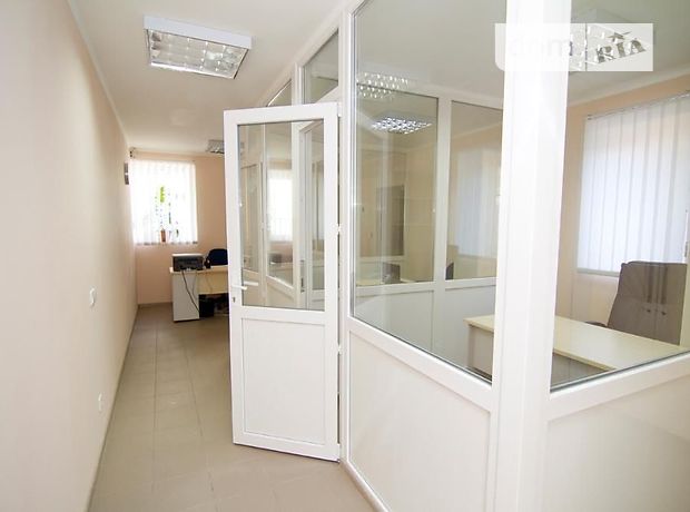 Rent an office in Poltava on the St. Sapiho 5 per 7000 uah. 