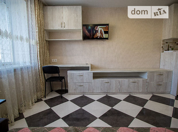 Зняти подобово квартиру в Дніпрі на просп. Гагаріна за 500 грн. 