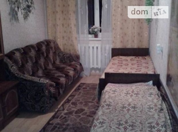 Rent daily a room in Vinnytsia on the lane Vyshenka per 80 uah. 