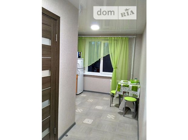 Rent daily an apartment in Mykolaiv on the St. 1 Pozdovzhnia 44-а per 450 uah. 