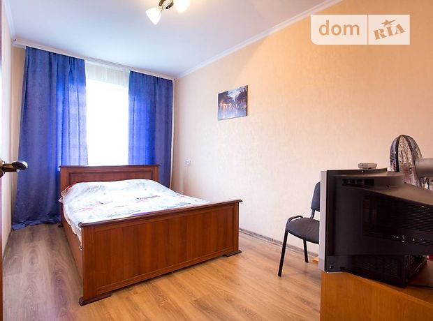 Rent daily an apartment in Mykolaiv on the St. 1 Pozdovzhnia 42 per 450 uah. 