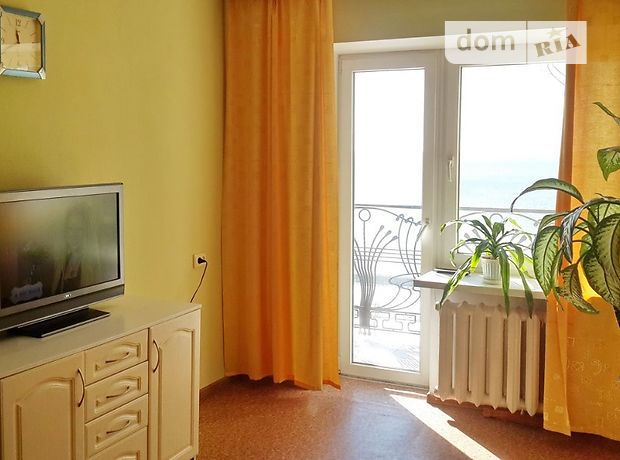 Rent daily an apartment in Berdiansk on the St. Horkoho 45 per 350 uah. 