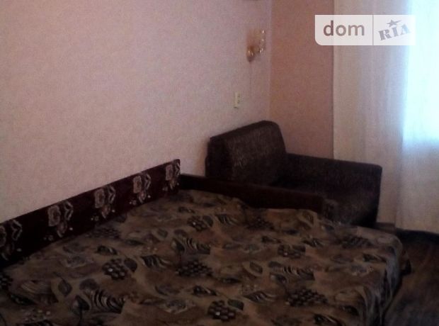 Зняти подобово квартиру в Бердянську на вул. Горького 9 за 600 грн. 