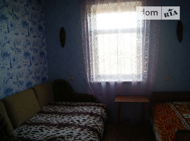 Rent daily a house in Berdiansk on the St. Berdianska per 1000 uah. 