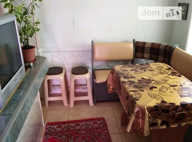 Rent daily a house in Berdiansk on the St. Berdianska per 2700 uah. 