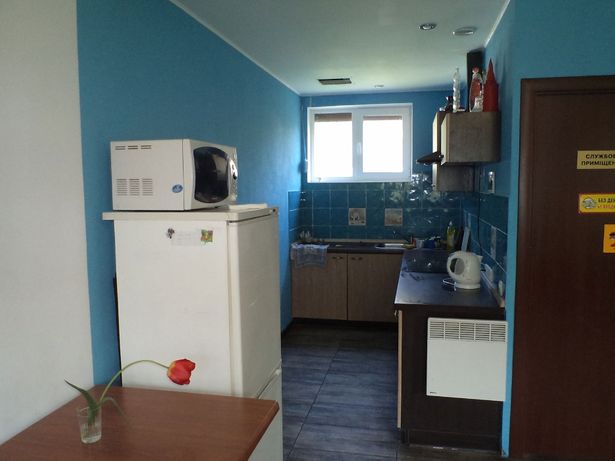 Rent daily a house in Kyiv near Metro Livoberezhna per 4000 uah. 