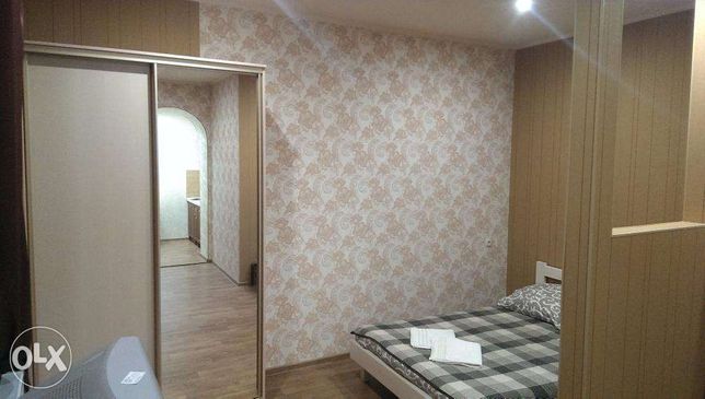Rent daily an apartment in Kharkiv on the lane Lopatynskyi per 400 uah. 