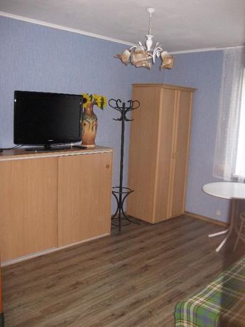 Rent daily a house in Kharkiv on the Avenue Heroiv Pratsi per 3000 uah. 