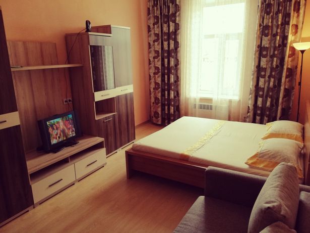 Rent daily an apartment in Lviv on the St. Horodotska 169 per 600 uah. 