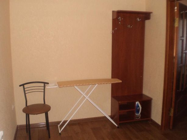 Rent daily an apartment in Vinnytsia on the lane 1-i Pyrohova 2 per 400 uah. 