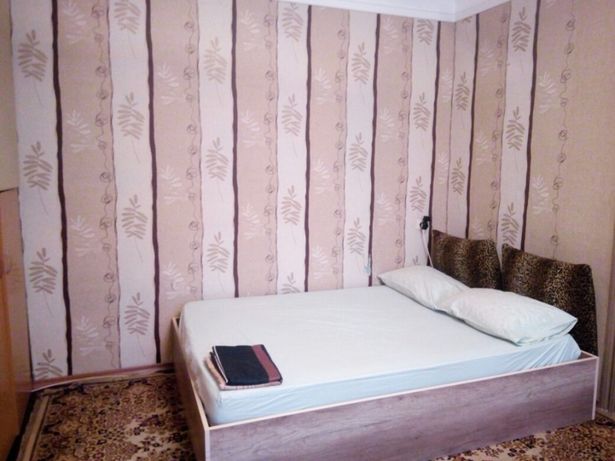 Rent daily an apartment in Poltava on the St. Hoholia per 350 uah. 