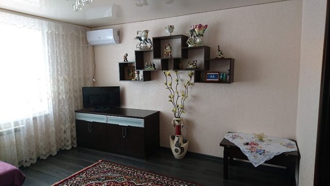 Rent daily an apartment in Zhytomyr on the St. Velyka Berdychivska per 250 uah. 