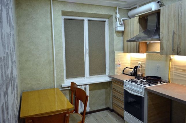 Зняти подобово квартиру в Чернівцях на вул. Головна за 450 грн. 