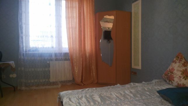 Снять посуточно комнату в Броварах на ул. Днепровская 19 за 480 грн. 