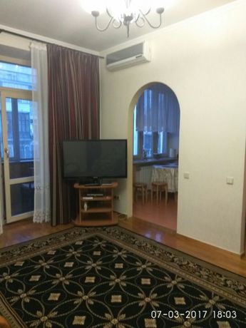 Rent daily an apartment in Kyiv on the St. Rustaveli Shota 26 per 850 uah. 