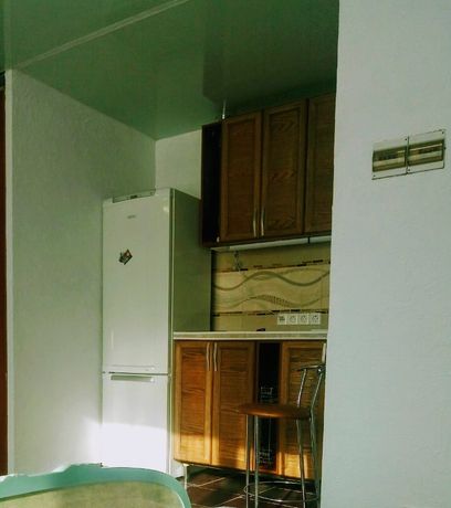 Зняти подобово квартиру в Дніпрі на просп. Гагаріна за 450 грн. 