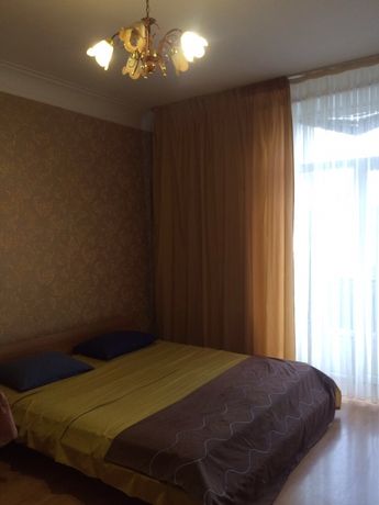Rent daily an apartment in Zaporizhzhia in Dnіprovskyi district per 400 uah. 