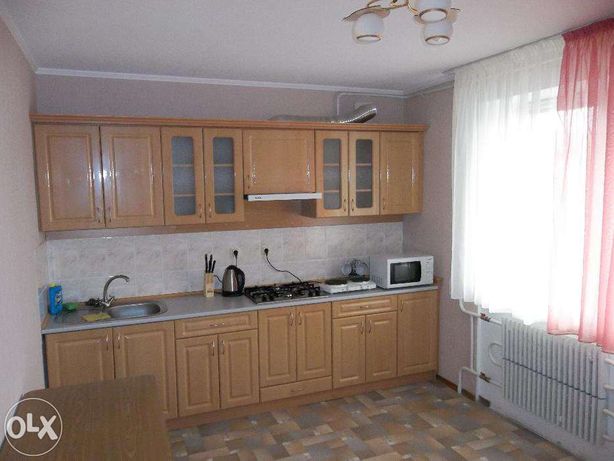 Rent daily an apartment in Cherkasy on the St. Heroiv Dnipra per 600 uah. 