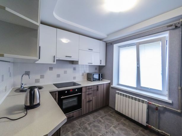 Rent daily an apartment in Kyiv on the St. Obolonska 18000 per 630 uah. 