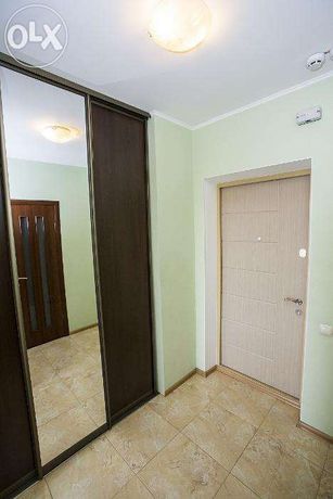 Rent daily an apartment in Kyiv on the St. Tumaniana Ovanesa 3 per 699 uah. 