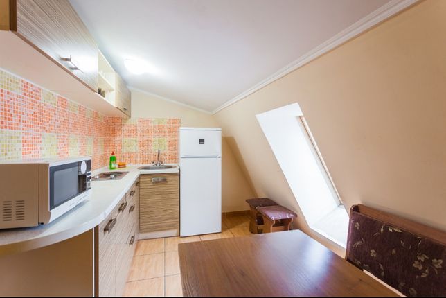 Rent daily an apartment in Kyiv on the St. Mala Zhytomyrska 20 per 890 uah. 