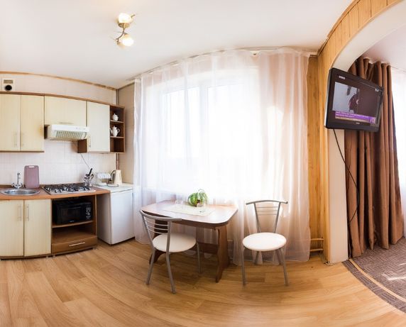 Rent daily an apartment in Kharkiv on the St. Novhorodska 12 per 400 uah. 