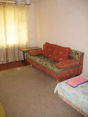 Rent daily an apartment in Cherkasy on the St. Bohdana Khmelnytskoho 290 per 300 uah. 