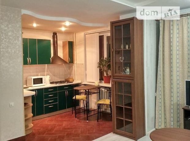 Rent daily an apartment in Kyiv on the Blvd. Druzhby Narodiv per 690 uah. 
