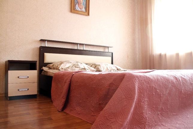 Rent daily an apartment in Kryvyi Rih on the St. Haharina per 350 uah. 