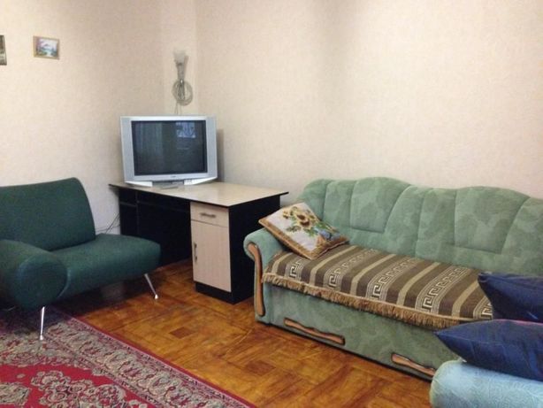 Rent daily an apartment in Cherkasy on the St. Viacheslava Chornovola 2/9 per 500 uah. 
