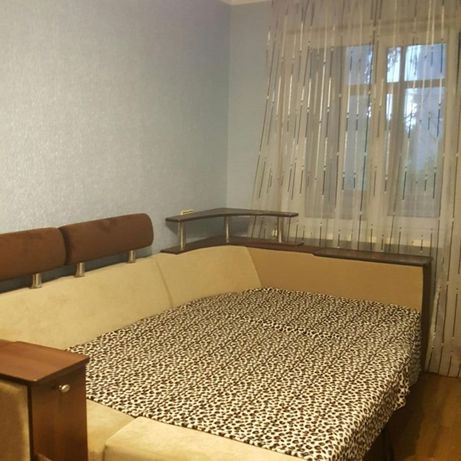 Rent daily an apartment in Kherson on the St. Universytetska per 650 uah. 