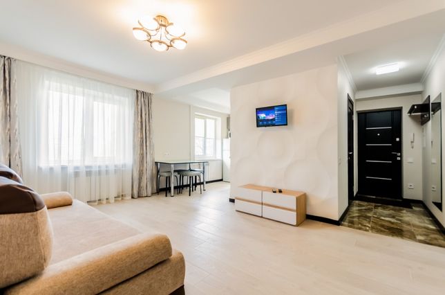 Rent daily an apartment in Kyiv on the St. Obolonska per 1000 uah. 