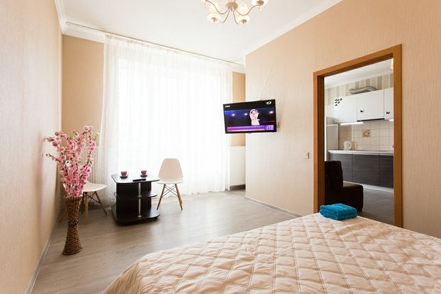 Зняти подобово квартиру в Харкові на вул. Горького 5 за 650 грн. 