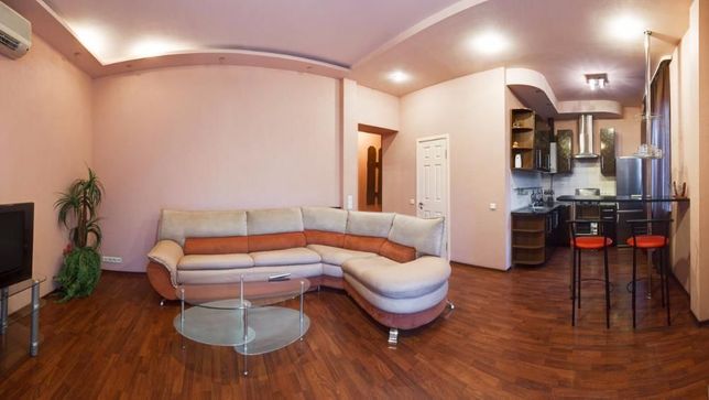 Rent daily an apartment in Kharkiv on the St. Beketova 5 per 1000 uah. 