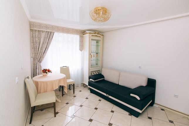 Rent daily an apartment in Sumy on the St. Petropavlivska 79 per 350 uah. 
