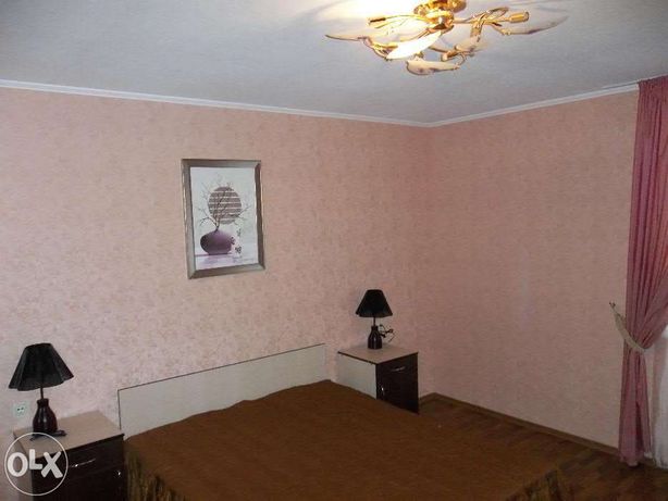 Rent daily an apartment in Cherkasy on the St. Heroiv Dnipra per 800 uah. 
