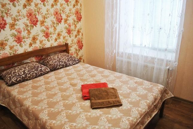 Снять посуточно квартиру в Харькове на переулок Лопатинский за 450 грн. 