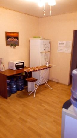 Rent daily a room in Kyiv on the lane Zatyshnyi 15 per 500 uah. 