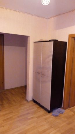 Rent daily a room in Kyiv on the lane Zatyshnyi 15 per 500 uah. 