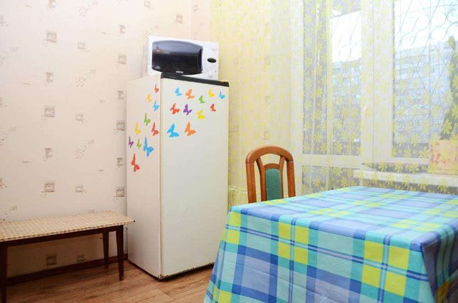 Rent daily an apartment in Kyiv on the St. Heroiv Dnipra per 500 uah. 