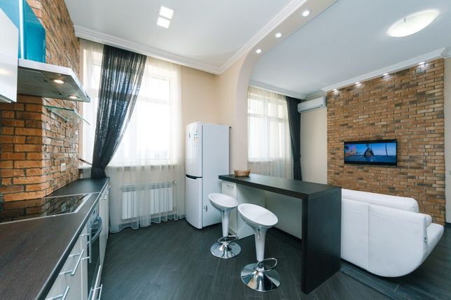 Зняти подобово квартиру в Києві на вул. Жилянська 118 за 980 грн. 