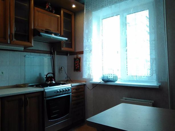 Rent daily an apartment in Kyiv on the St. Hrechka marshala 11 per 900 uah. 