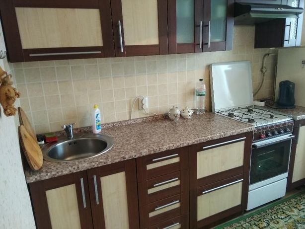 Rent daily an apartment in Zhytomyr on the St. Velyka Berdychivska per 450 uah. 