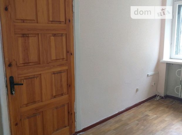 Rent an office in Zaporizhzhia per 2400 uah. 