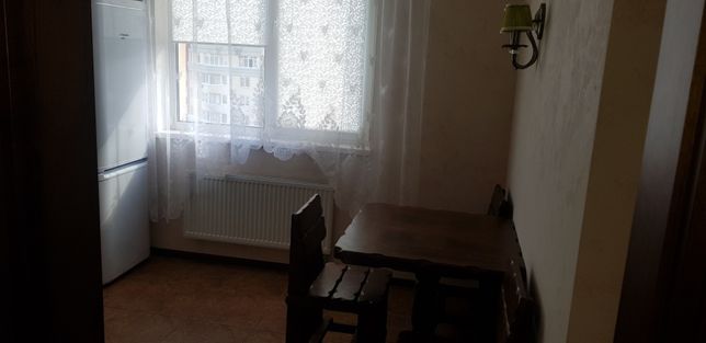 Rent daily an apartment in Kyiv on the St. Lomonosova 46/1 per 850 uah. 