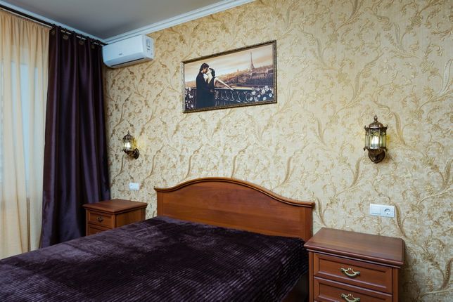 Зняти подобово квартиру в Києві на вул. Чавдар Єлизавети 400г за 850 грн. 